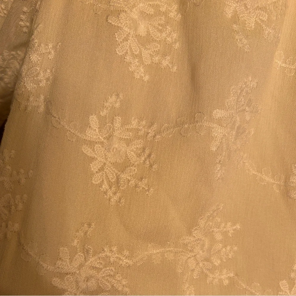 NWT ASTR The Label Ivory Embroidered Boho Dress – XS - Picture 4 of 6